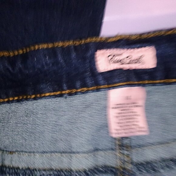True Luck Jeans Boot Cut - Picture 2 of 4
